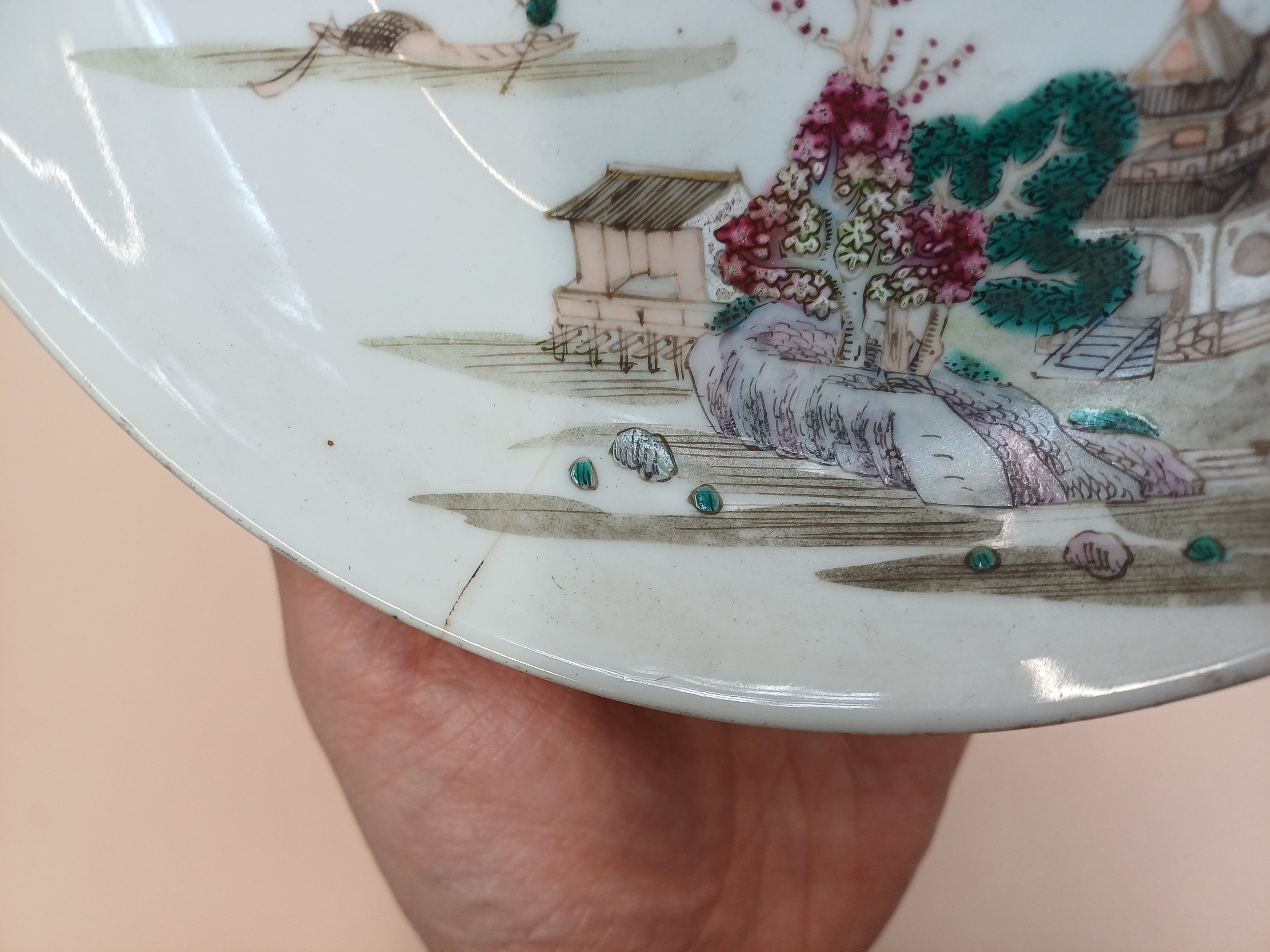 A GROUP OF CHINESE EXPORT FAMILLE-ROSE PORCELAIN 清十八至二十世紀 外銷粉彩瓷器一組 - Image 6 of 22