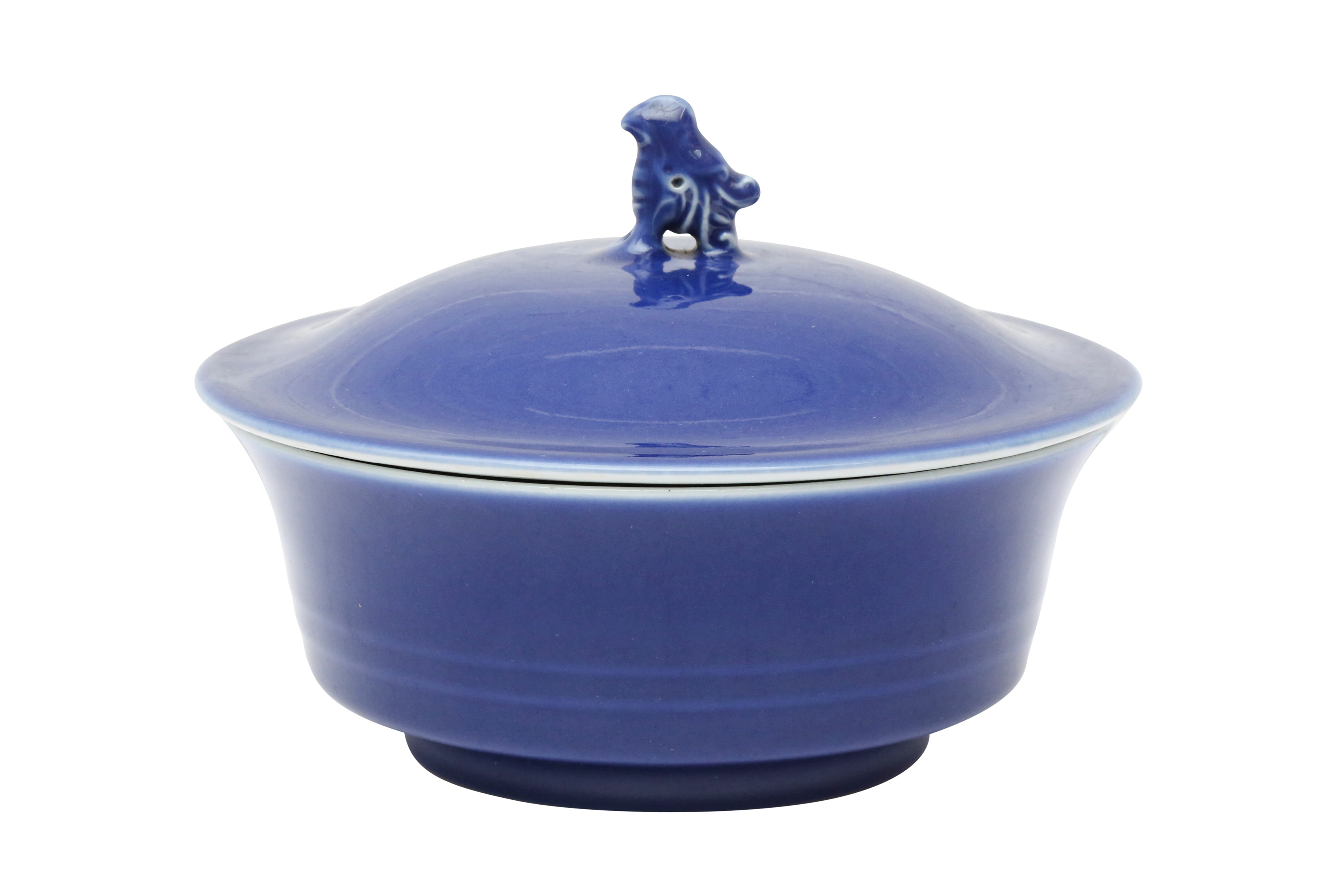 A CHINESE MONOCHROME BLUE-GLAZED BOWL AND COVER 藍釉朱雀鈕蓋盌