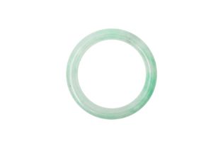 A CHINESE JADE BANGLE 玉手鐲