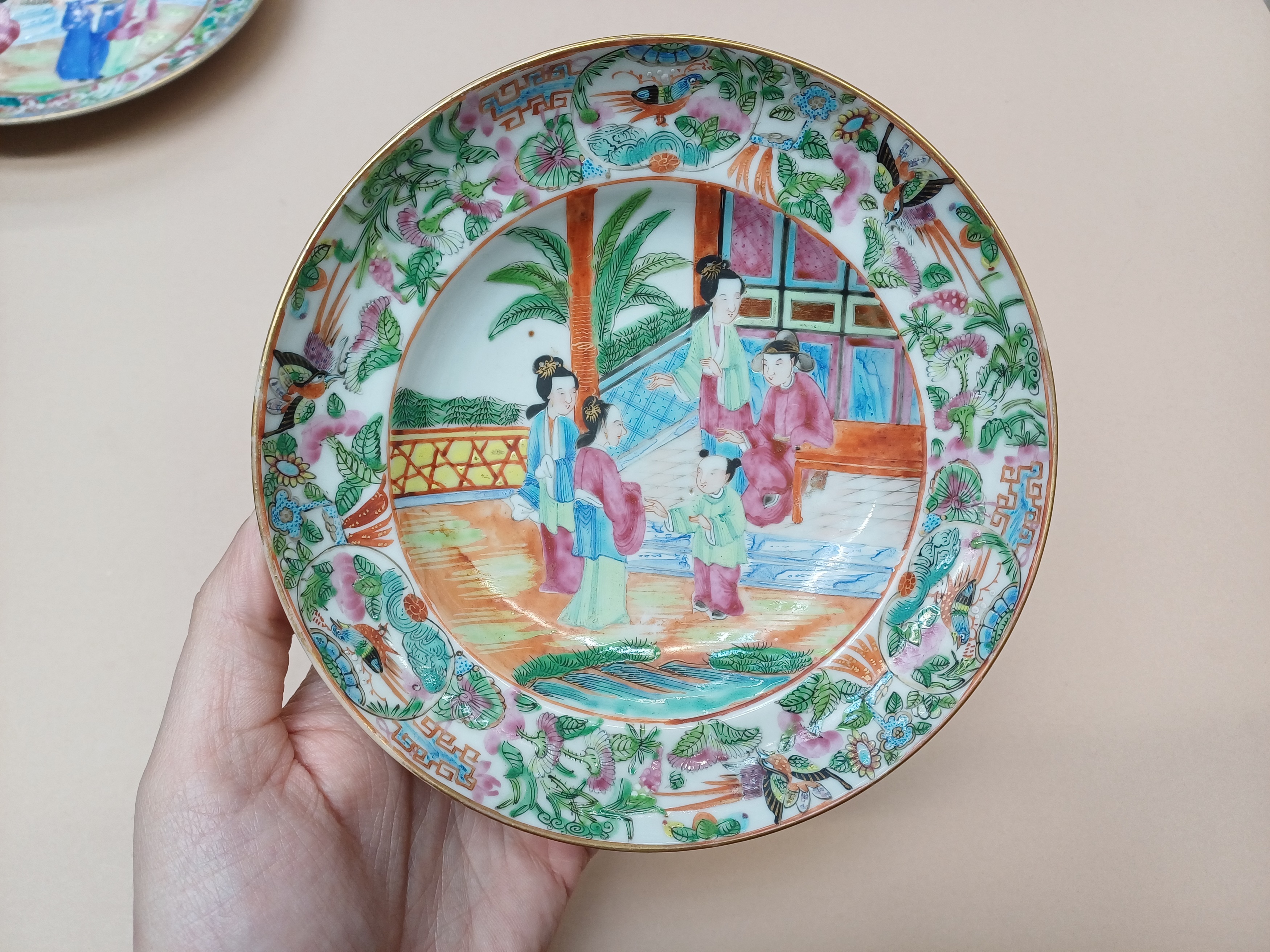 A GROUP OF CHINESE EXPORT PORCELAIN 清十九世紀 外銷瓷器一組 - Image 24 of 25