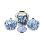 A GROUP OF CHINESE BLUE AND WHITE PORCELAIN 十八至二十世紀 青花瓷器一組