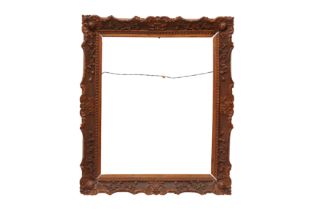 A CHINESE CARVED WOOD FRAME FOR THE EXPORT MARKET 十九世紀 外銷木框架