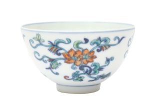 A CHINESE DOUCAI 'BLOSSOMS' BOWL 鬥彩花卉紋盌 《大清雍正年製》款