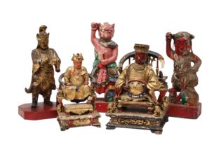 FIVE CHINESE LACQUERED AND PAINTED WOOD FIGURES 明或後期 木雕加彩人物像五件