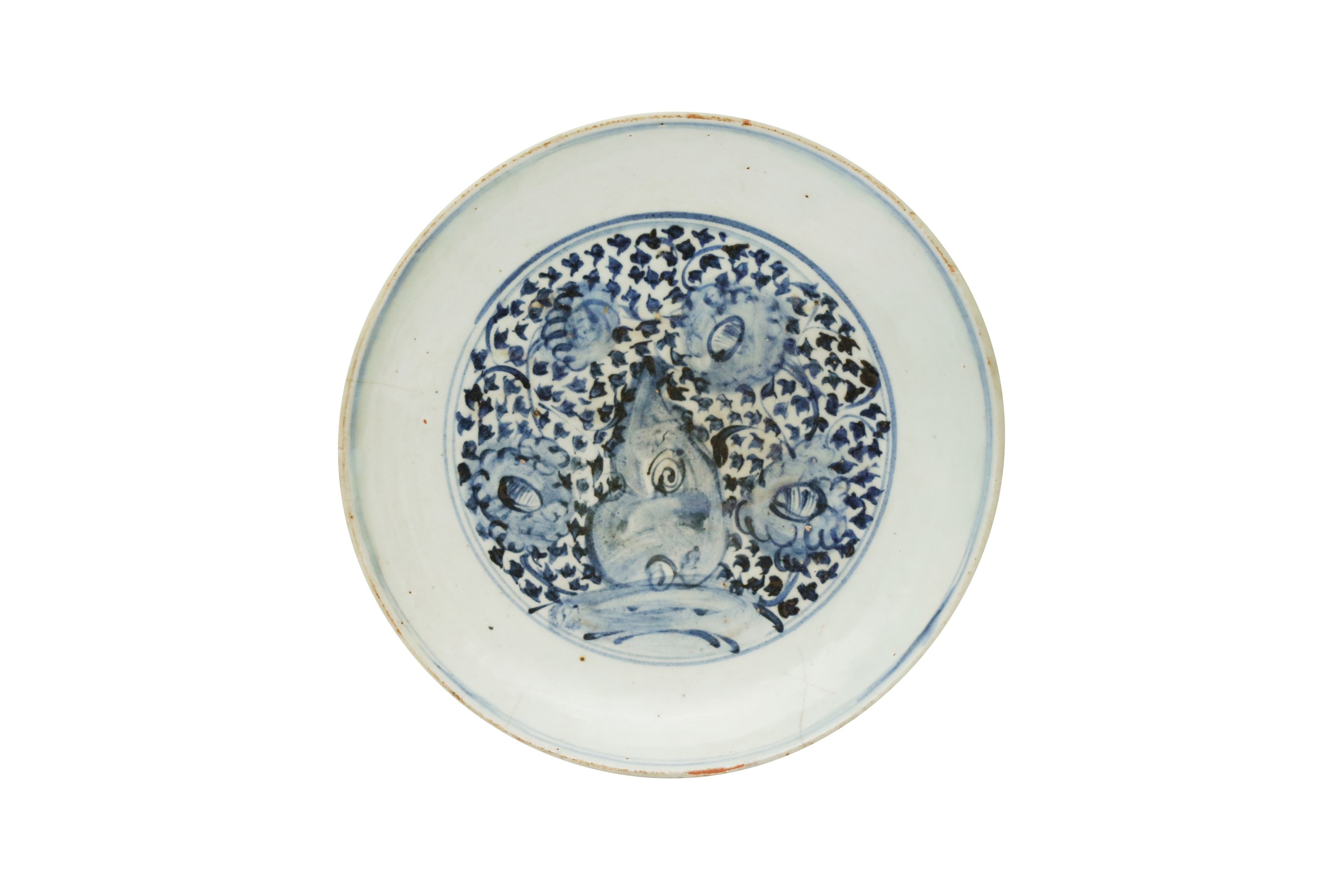 A CHINESE BLUE AND WHITE 'SCHOLAR'S ROCK' DISH 明 青花供石紋盤