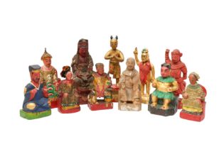 ELEVEN CHINESE WOOD FIGURES 十九至二十世紀 木人物雕像十一件