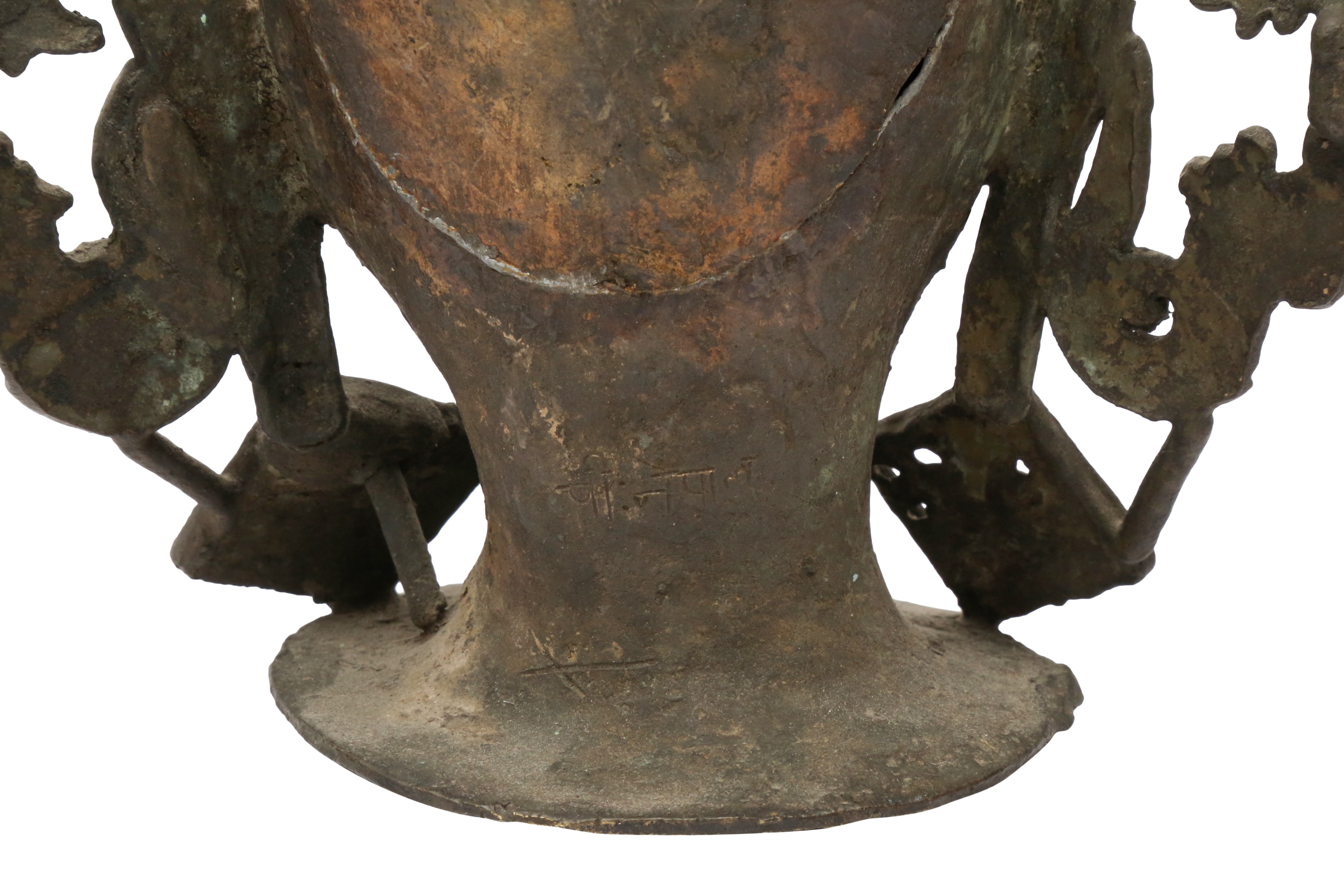 A TIBETAN BRONZE HEAD OF TARA 十九世紀 銅多羅觀音頭像 - Image 2 of 2