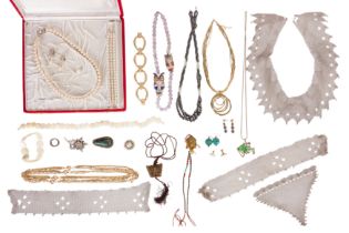 A LARGE GROUP OF SILVER AND COSTUME JEWELLERY