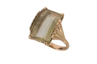 A 9CT GOLD PRASIOLITE GREEN QUARTZ RING, CIRCA 1962