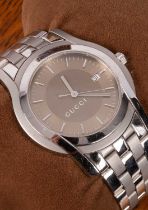 A gentleman's Gucci stainless steel cased wristwatch