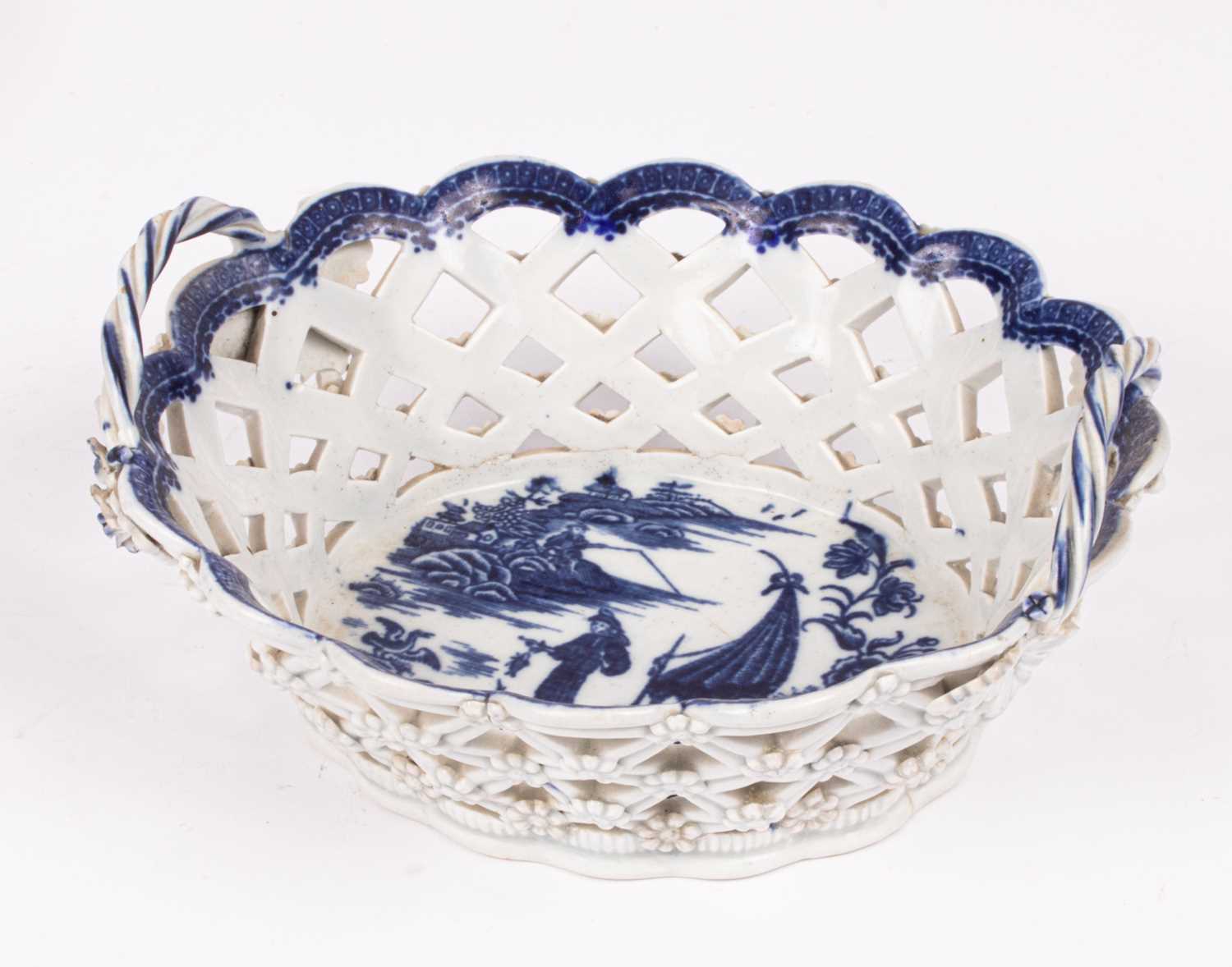A Caughley blue and white porcelain oval basket - Image 4 of 6