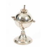 Hunting Interest: An Edwardian silver gimbal table lighter