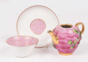 A mid 19th Century Meissen teapot