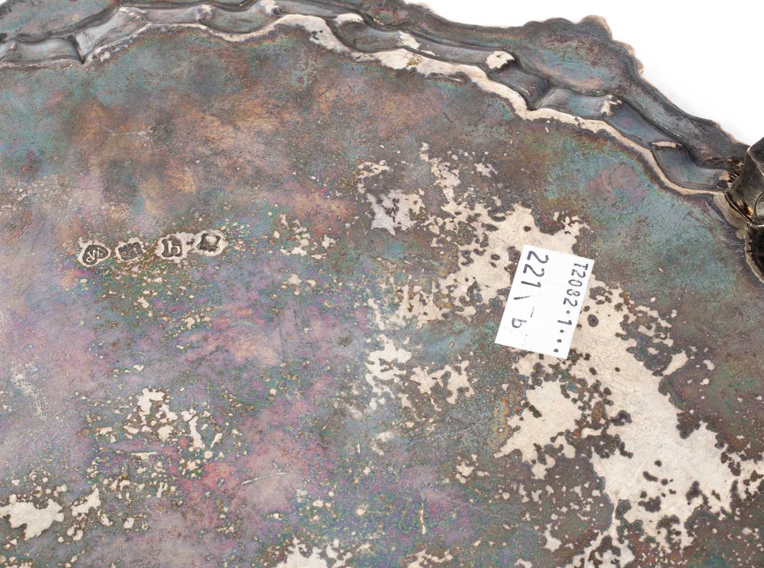A George II silver salver - Image 3 of 4
