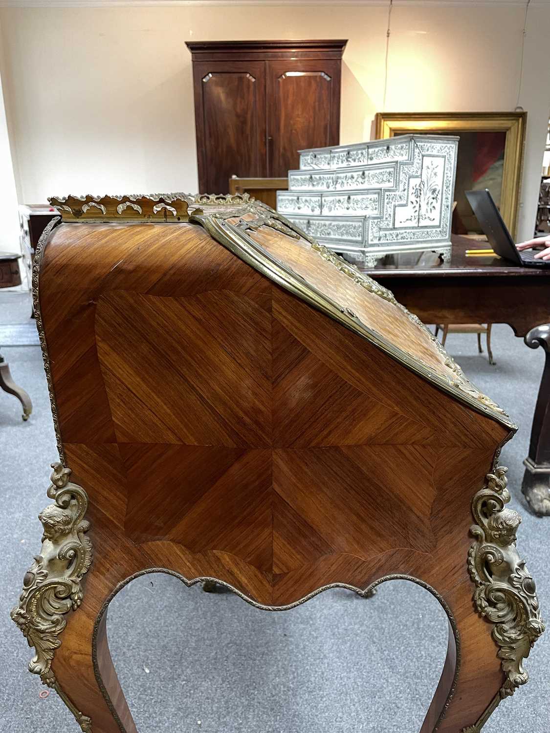 A Louis XV style ormolu mounted kingwood bureau de dame - Image 9 of 20