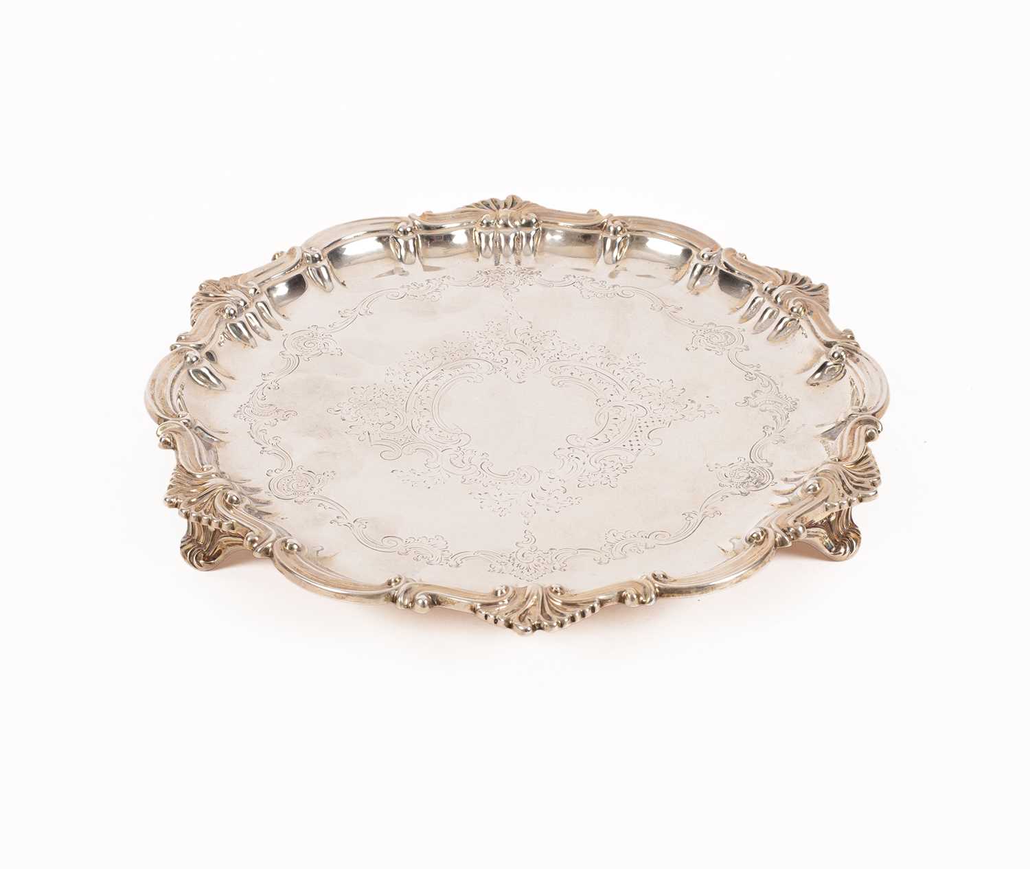 An Edwardian silver salver - Image 3 of 3