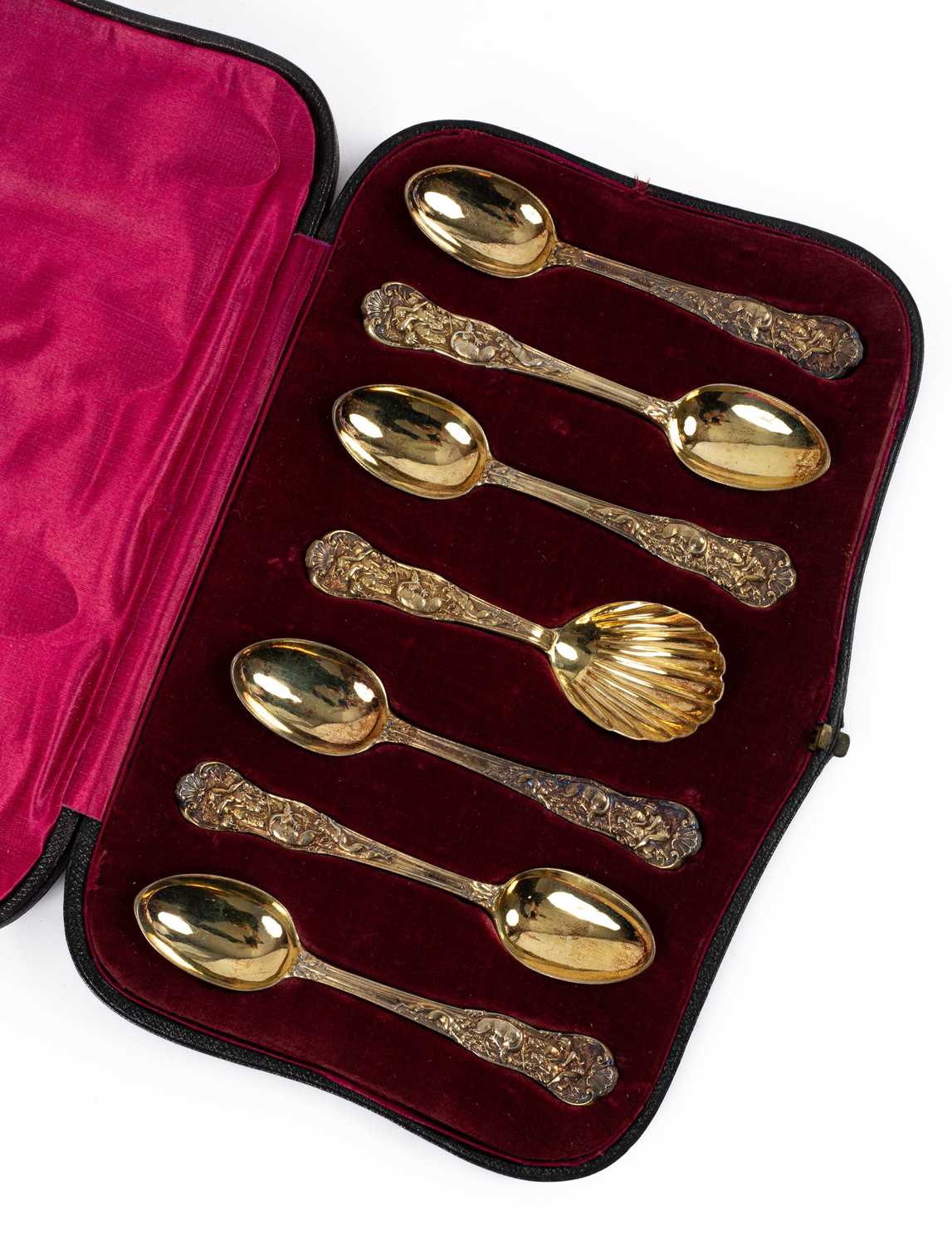 A set of six Victorian silver gilt teaspoons