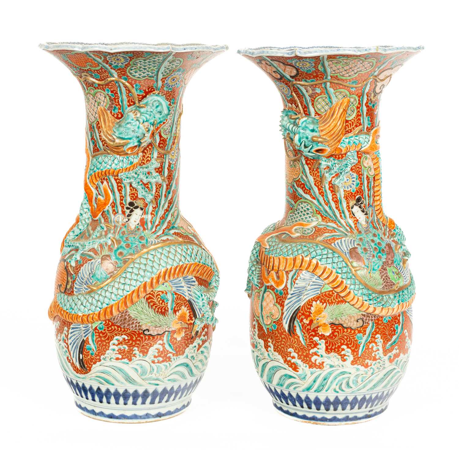 A pair of large Japanese Kutani vases - Image 2 of 10