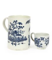 A Worcester blue and white cylindrical mug