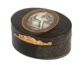A George III gold mounted polished horn snuff box