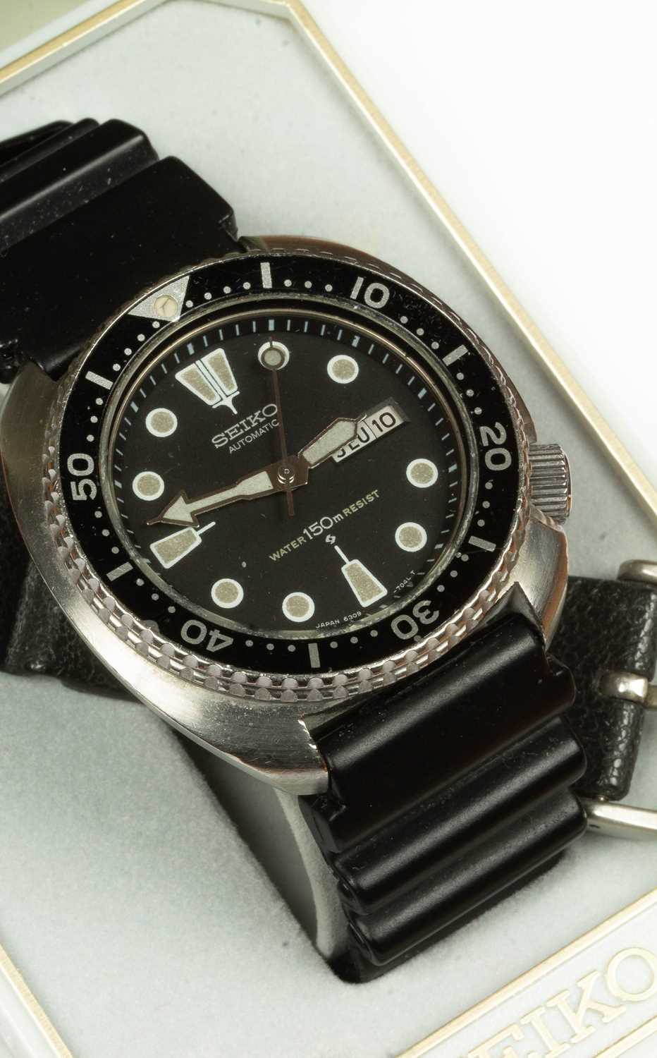 A Seiko automatic 150m stainless steel divers watch