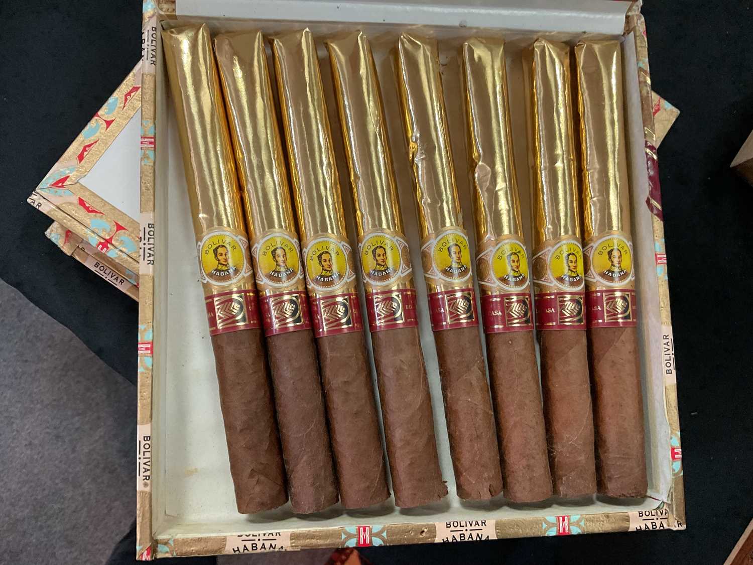 Cigars: Bolivar - Image 6 of 10