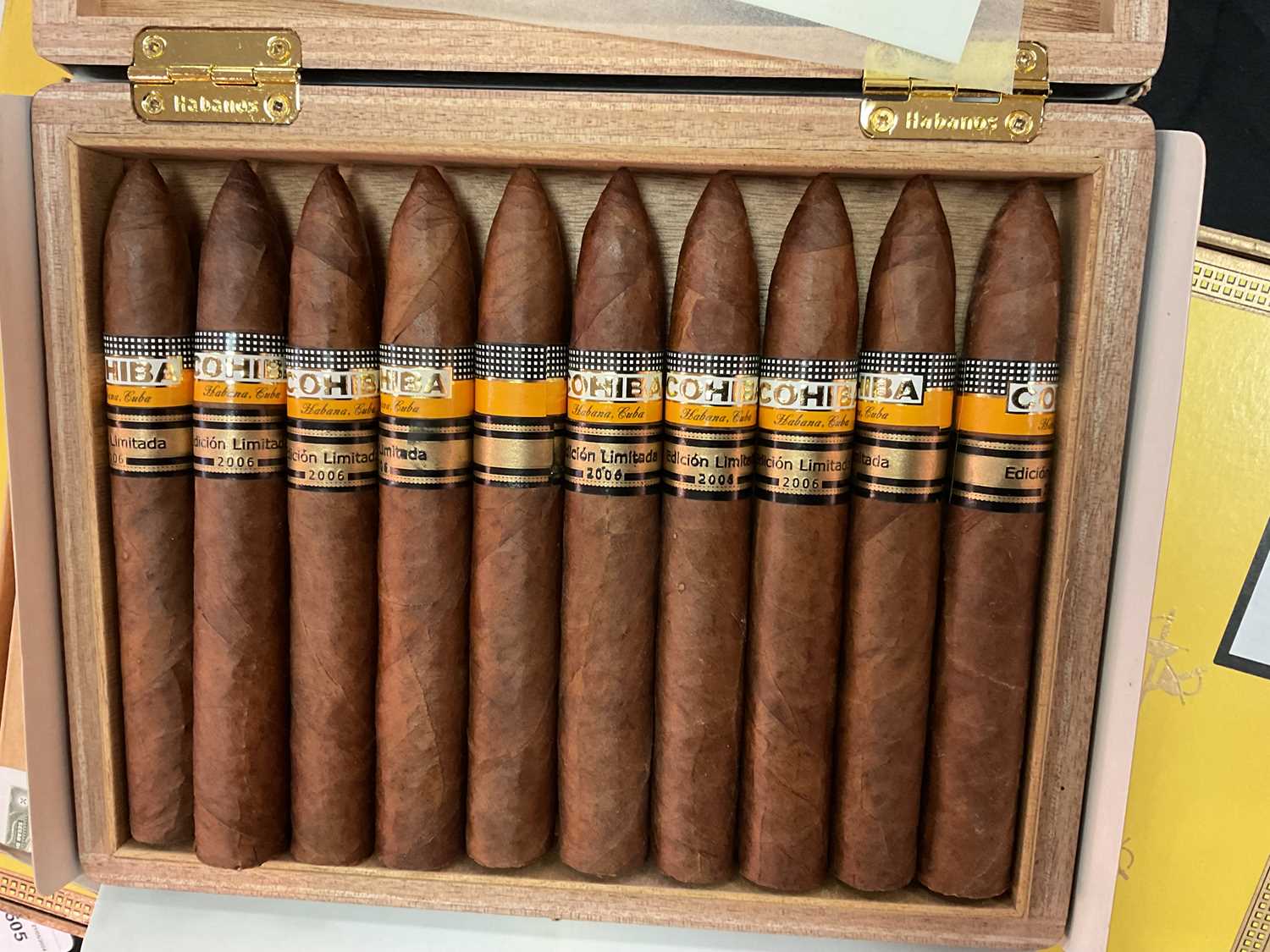 Cigars: Cohiba - Image 5 of 12