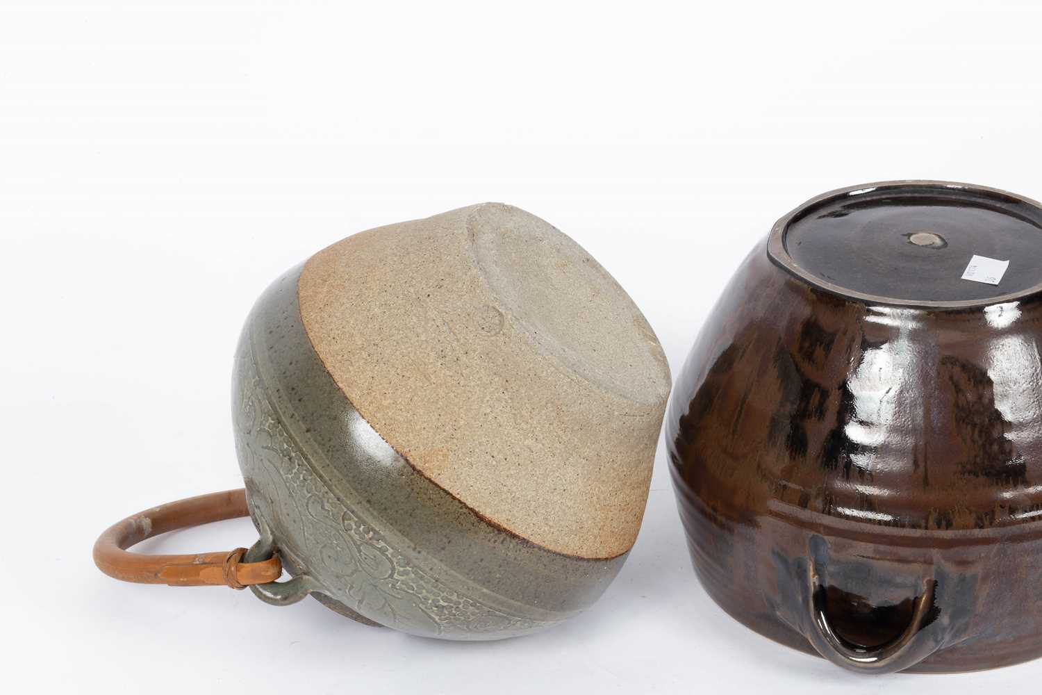 A large stoneware teapot - Image 3 of 3