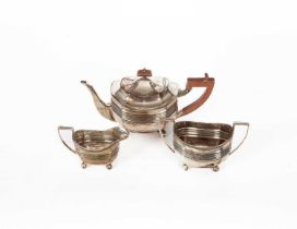 An Edwardian silver three piece tea set