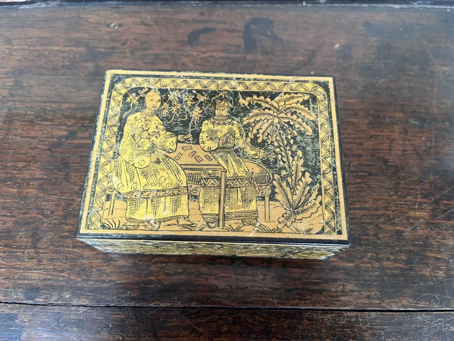 A pen and ink box