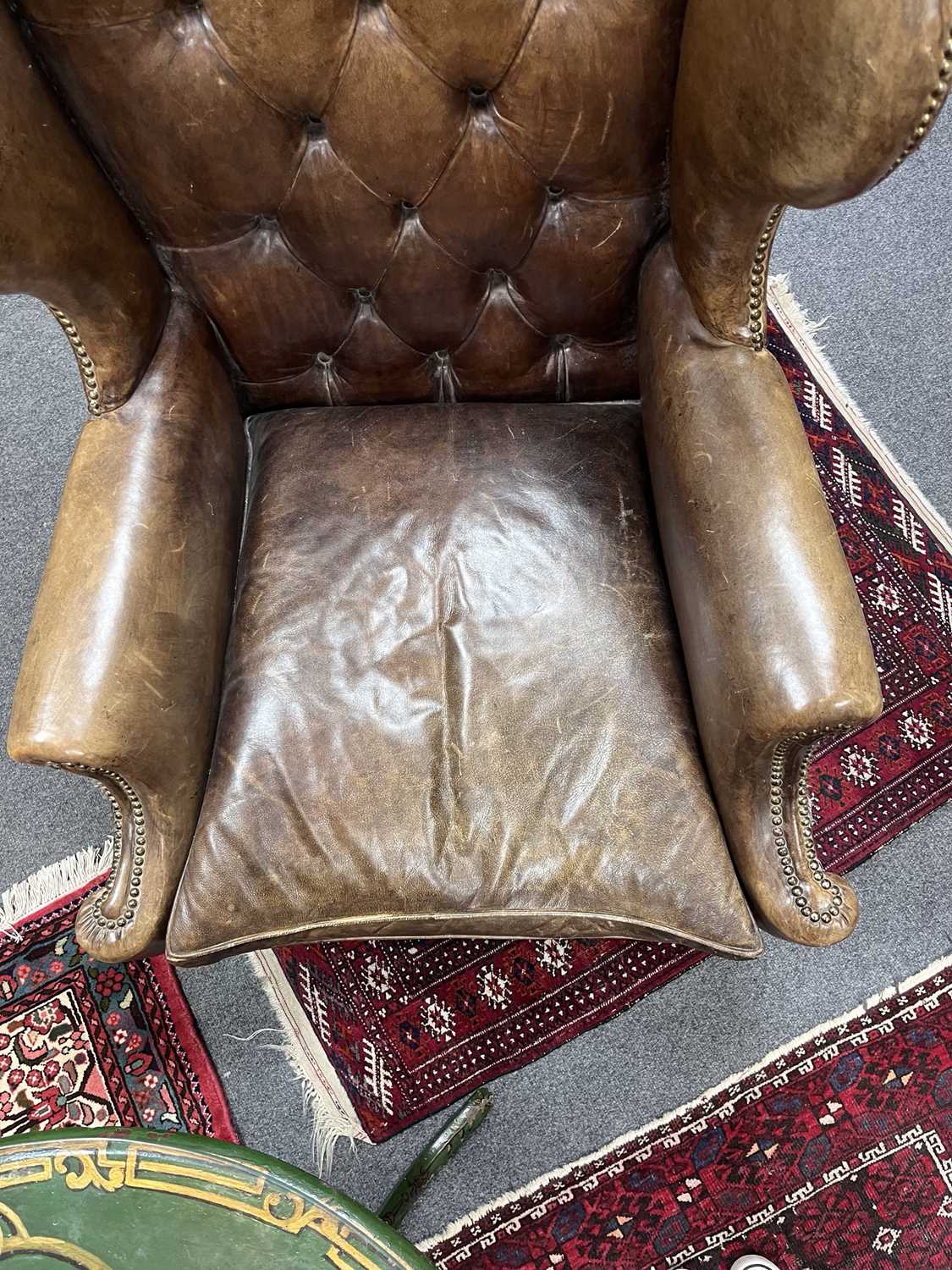 An early 20th Century leather wingback chair - Image 7 of 17