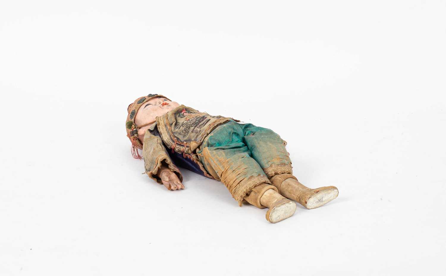 An early 20th Century Japanese doll - Image 3 of 4