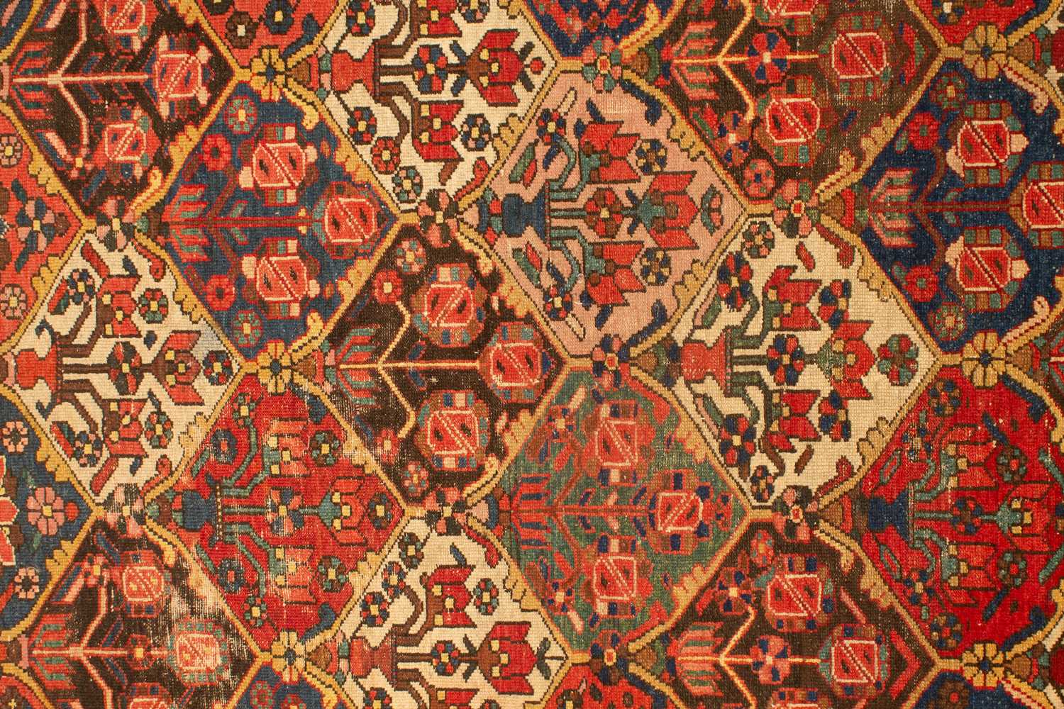 A Bakthiar rug - Image 5 of 10