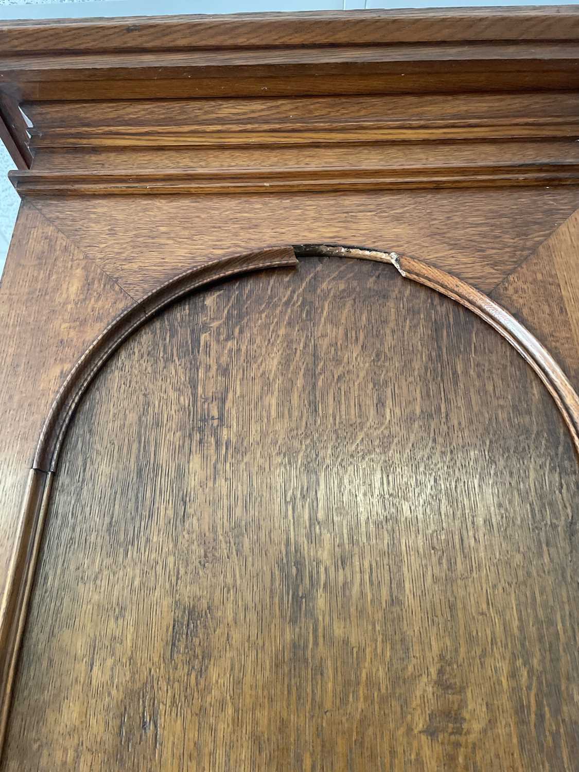 A large 19th century oak breakfront library bookcase - Image 5 of 10