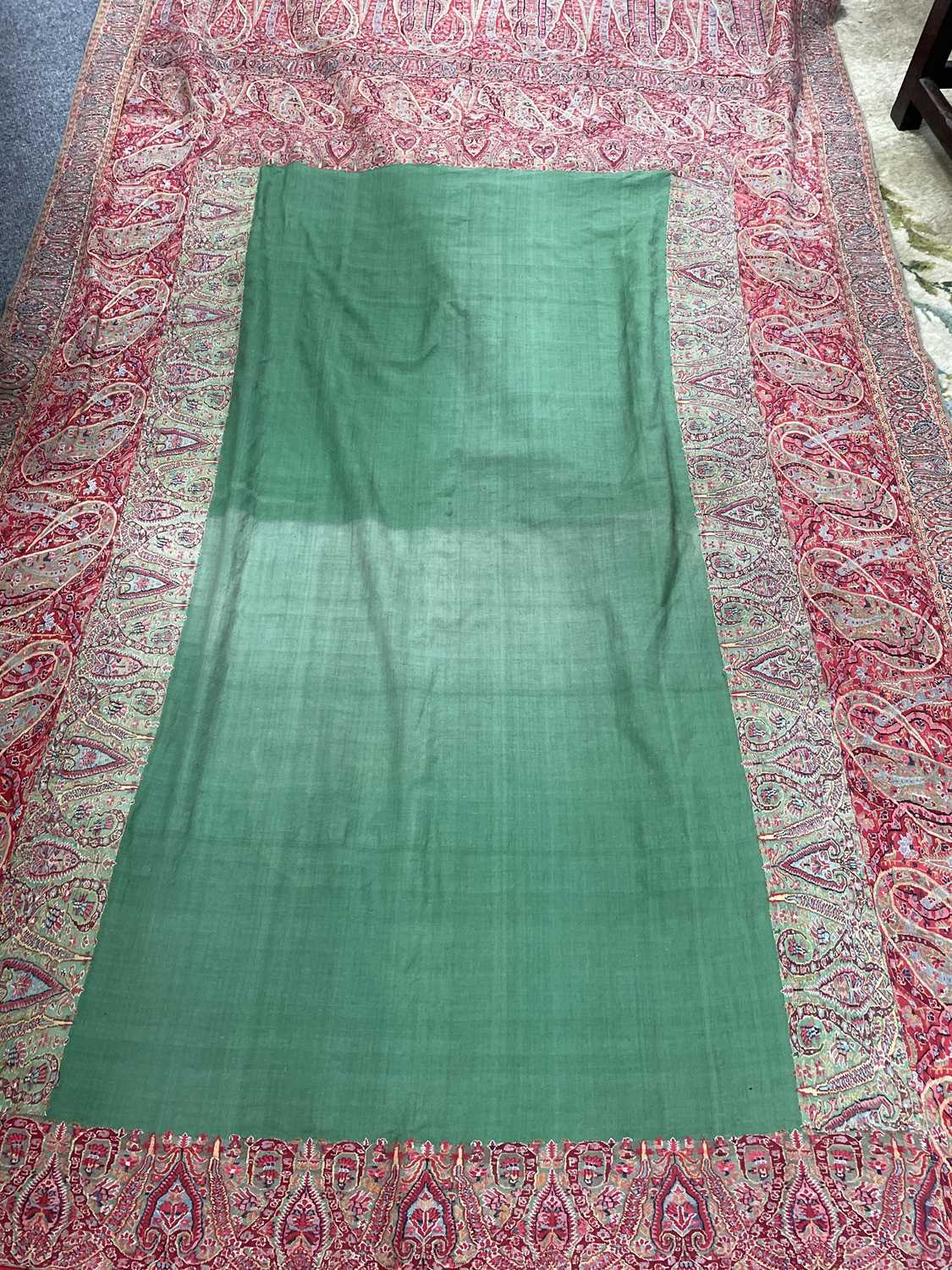 A Kashmir shawl - Image 13 of 20