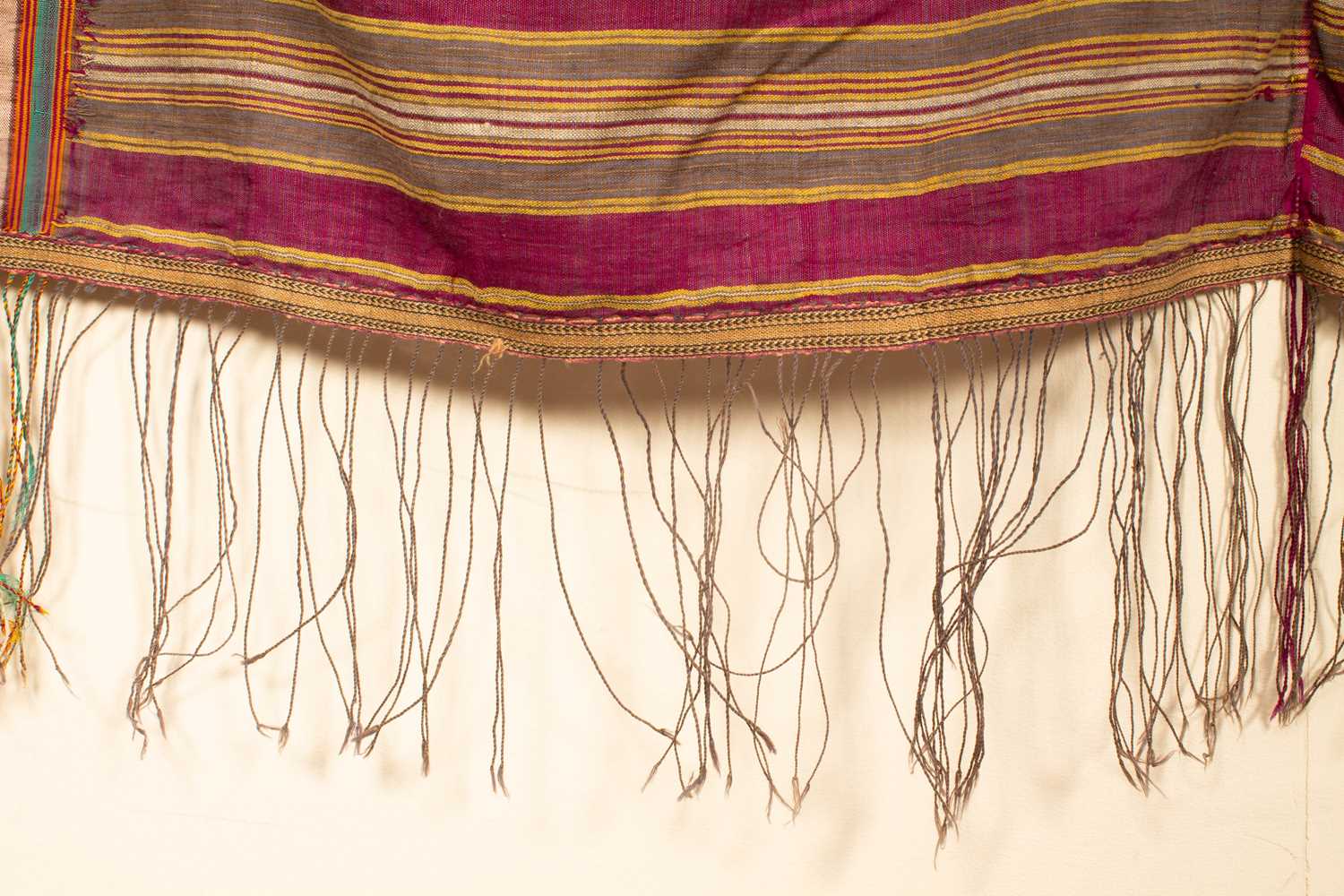 A Kashmir shawl - Image 8 of 20
