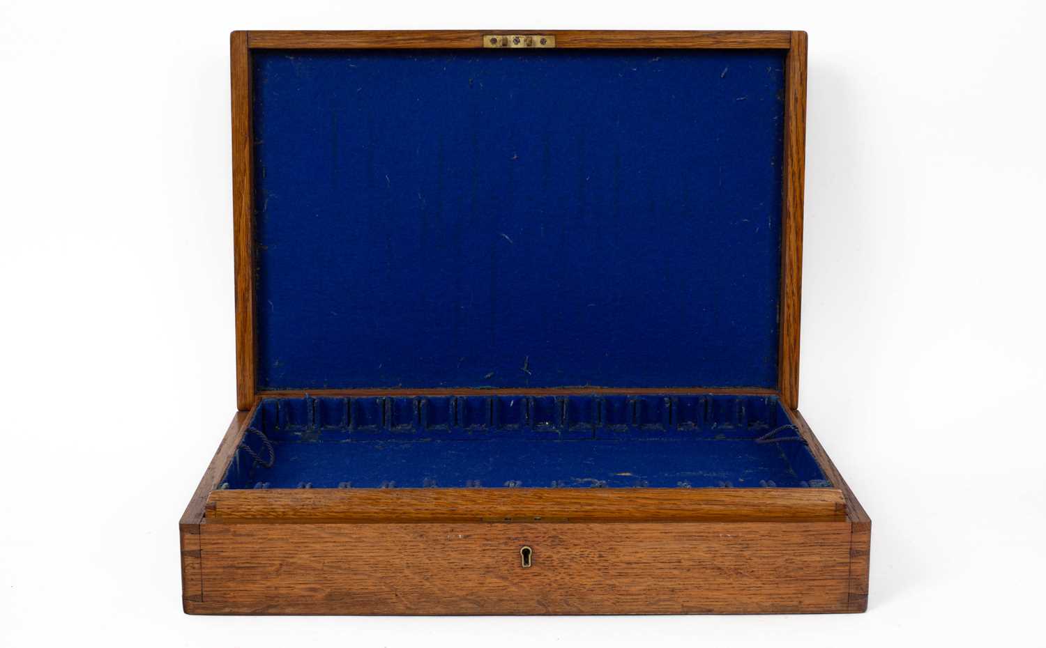 An oak decanter box - Image 6 of 10