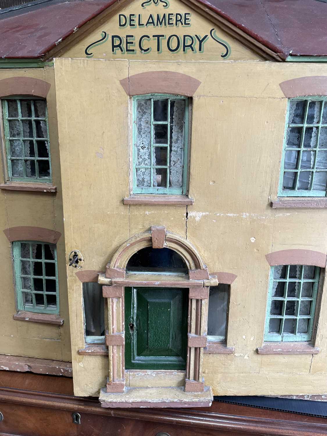 An early 19th Century doll's house - Image 9 of 16