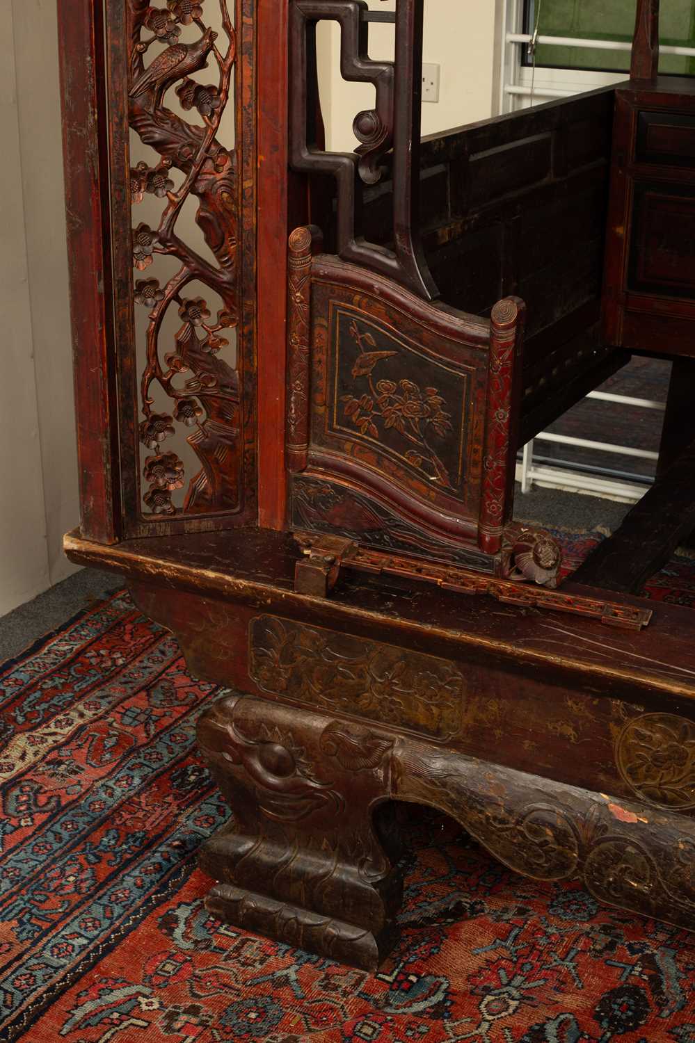 A Chinese carved wood opium bed - Image 3 of 4