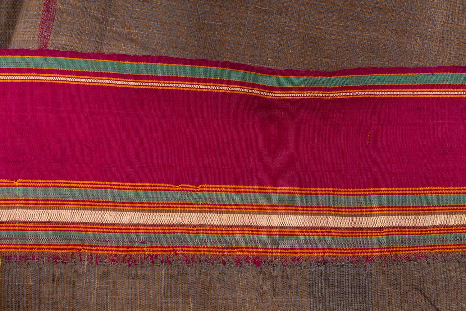 A Kashmir shawl - Image 4 of 20