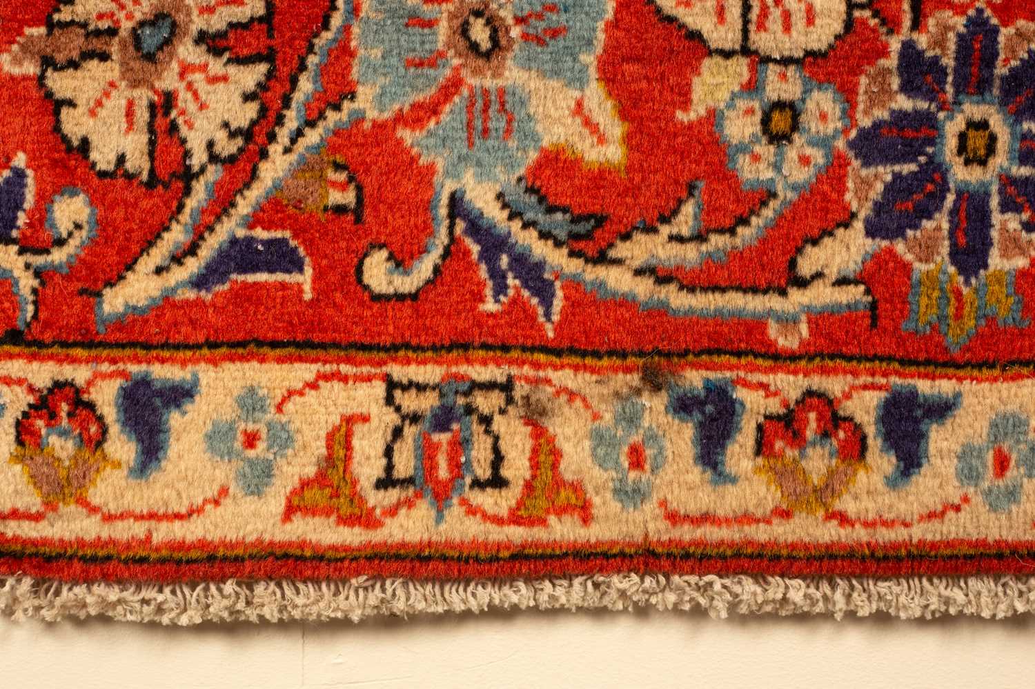 An Isfahan rug of unusual square size - Image 5 of 8