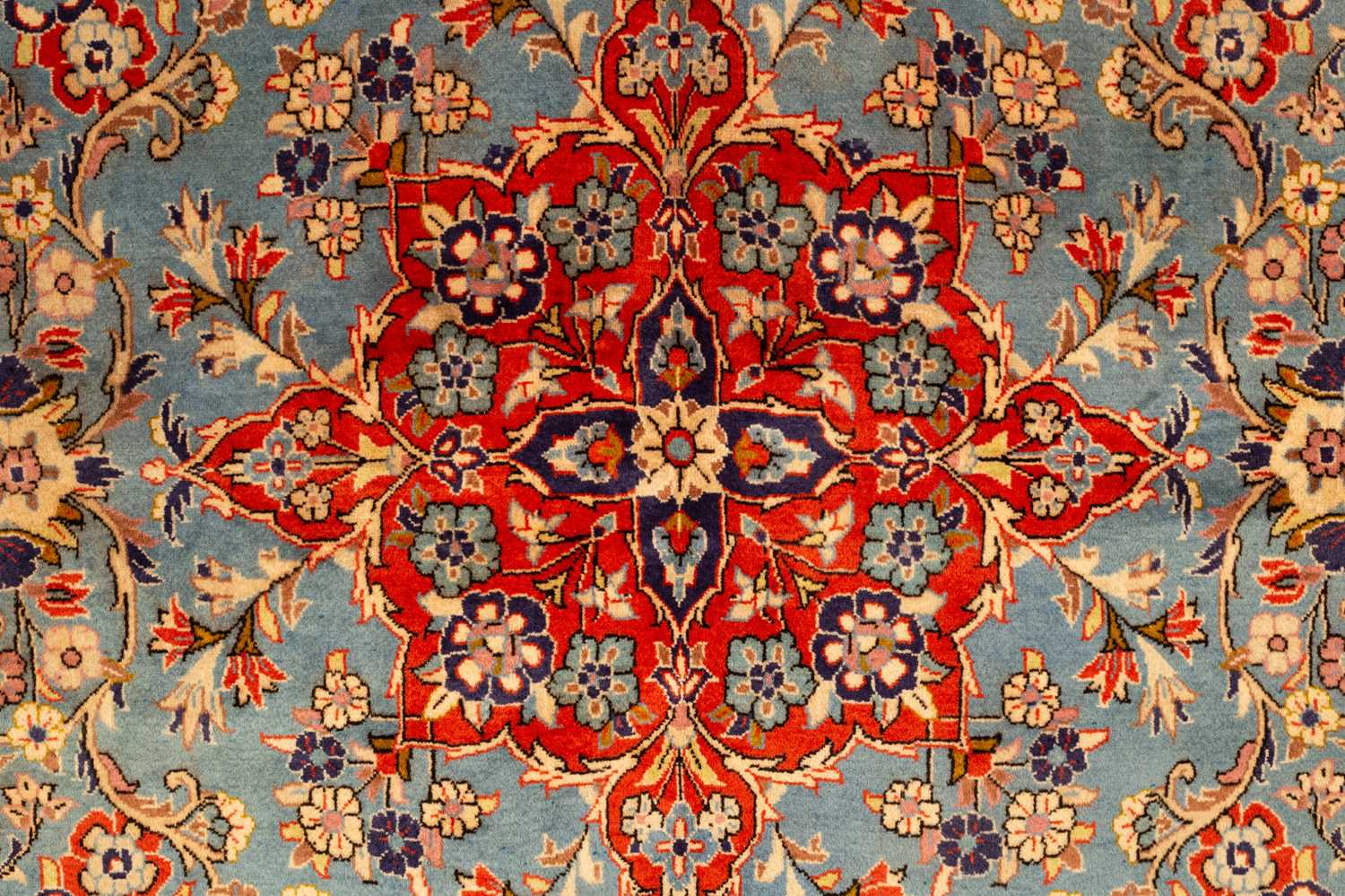 An Isfahan rug of unusual square size - Image 3 of 8