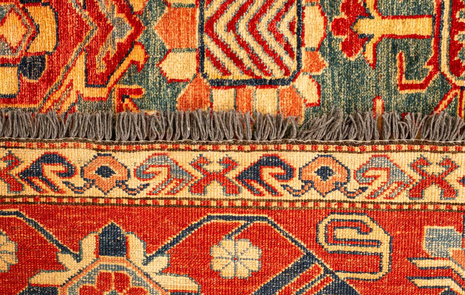 A Caucasian design carpet - Image 10 of 12