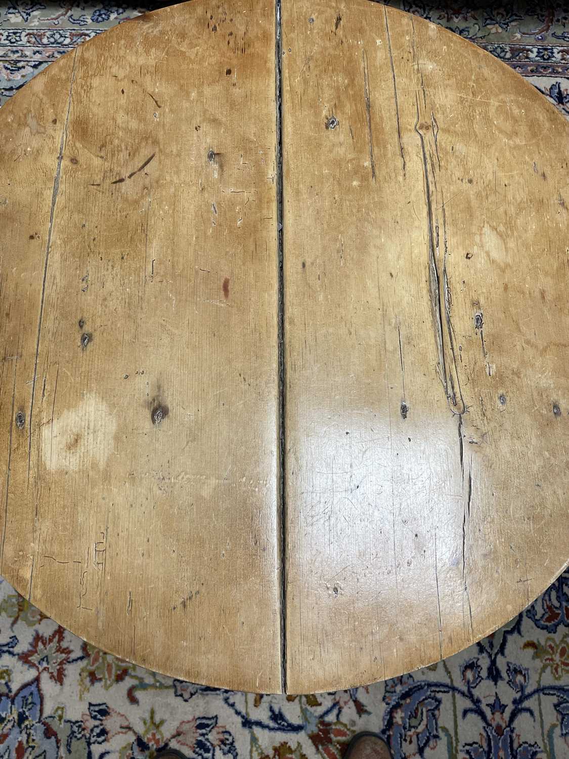 A pine cricket table - Image 6 of 6