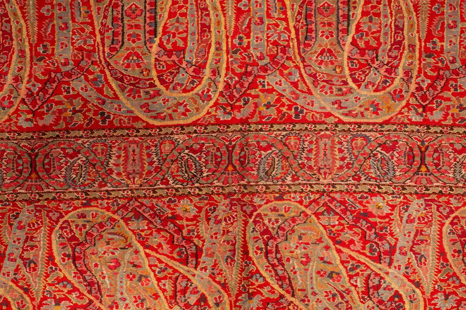 A Kashmir shawl - Image 11 of 20