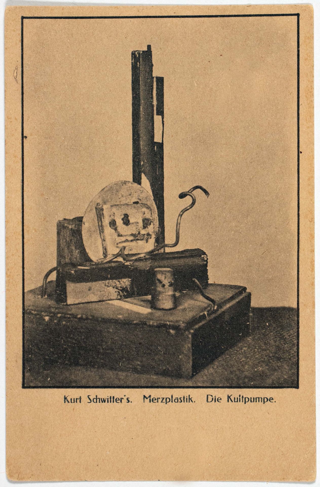 Kurt Schwitters. Merzplastik. Die Kultpumpe.