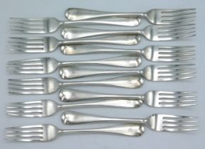 A set of twelve, 1904 Edwardian London silver dinner forks by Francis Higgins III, monogrammed, 117m