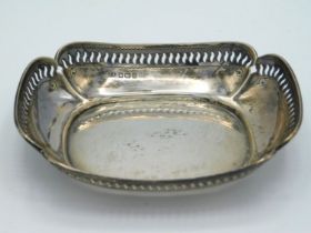 A 1914 Sheffield silver bonbon dish by Aitken Bros. 130mm wide x 105mm deep, approx. 110g