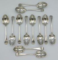 A set of twelve, 1904 Edwardian London silver dessert spoons by Francis Higgins III, monogrammed, 17