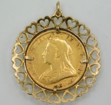 An 1893 Victoria veiled head full gold sovereign, 11.3g